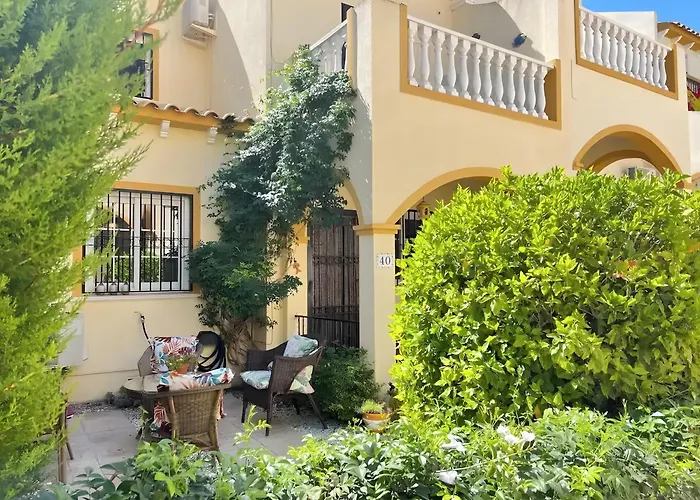 Cosy All-Year Holiday Home