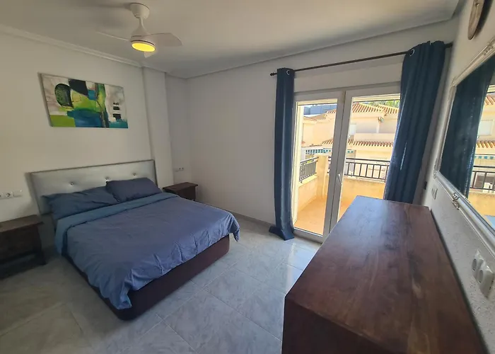 Casa Croeso Spacious 3 Bedroom Home In Playa Flamenca